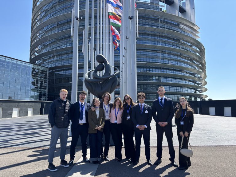 PIONEER Students Contribute to European Policy Debate at the European Parliament